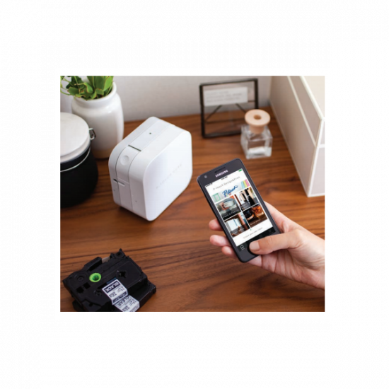 BROTHER Címkenyomtató PT-P300BT, Bluetooth, Apple MFI, 20mm/sec, P-touch Cube,  Design&Print App for iOS&Android