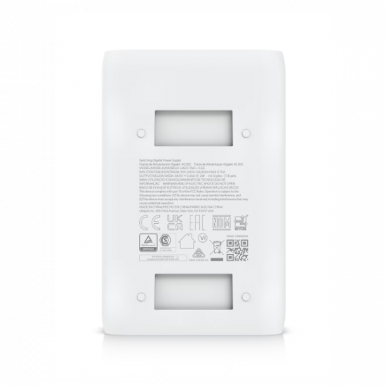 UBiQUiTi POE Adapter 2,5Gbps, 30W, 48VDC @ 0.65A - UACC-POE+-2.5G