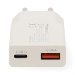 Nedis WCHA20WT gyorstöltő USB-A / USB-C töltő, PD3.0, 20W